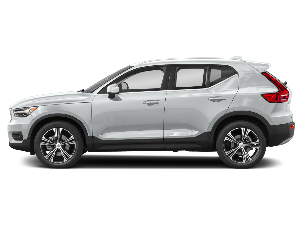2022 Volvo XC40 Momentum