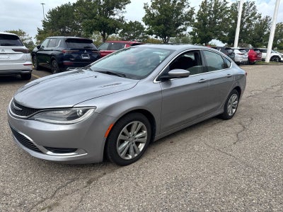 2016 Chrysler 200 Limited