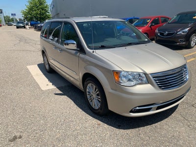 2015 Chrysler Town & Country Touring-L