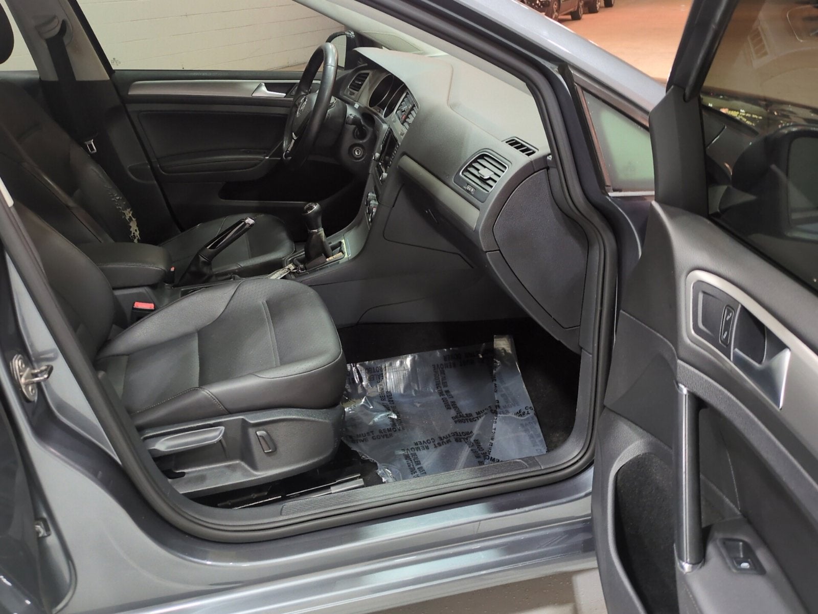 2015 Volkswagen Golf TDI S 4-Door