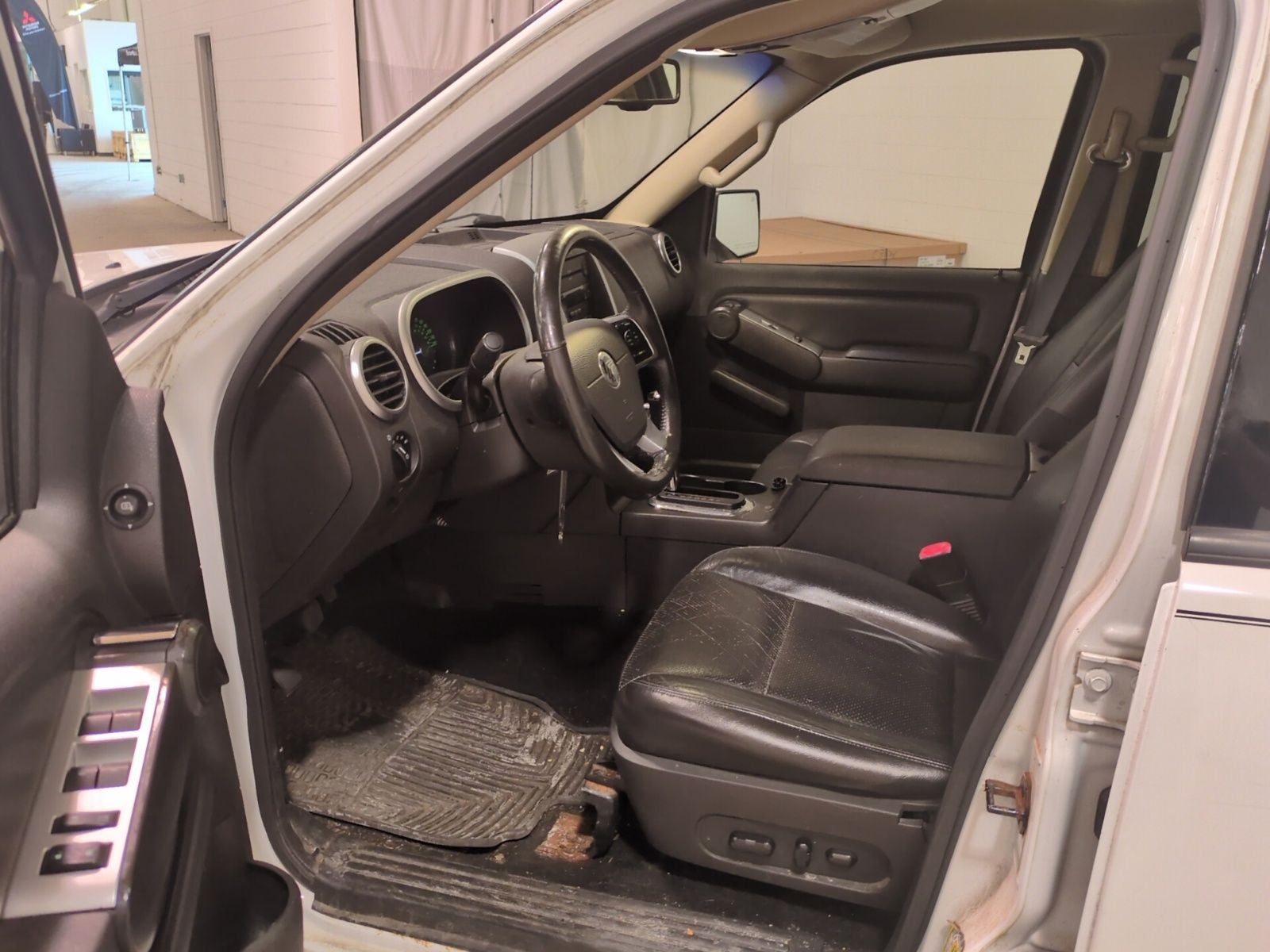 2006 Mercury Mountaineer Luxury