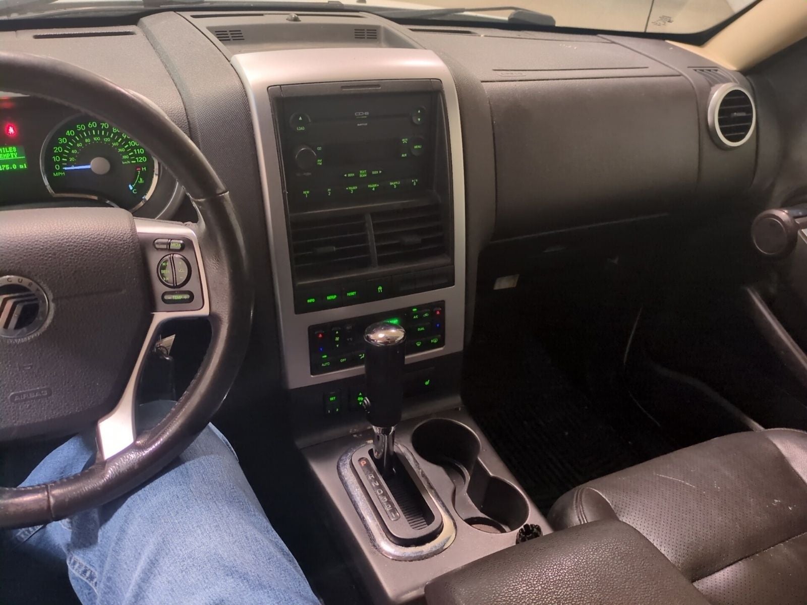 2006 Mercury Mountaineer Luxury