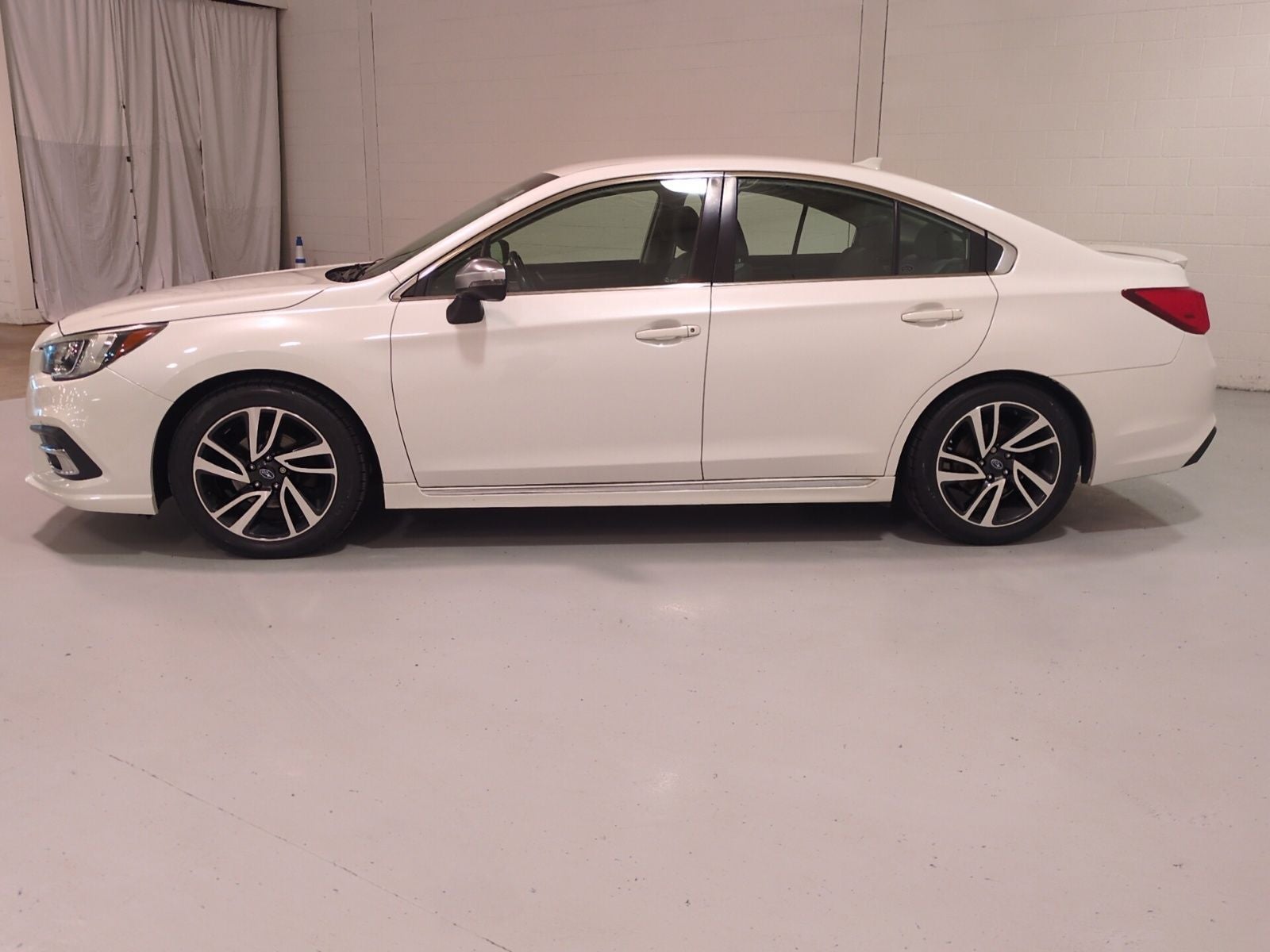 2019 Subaru Legacy 2.5i Sport