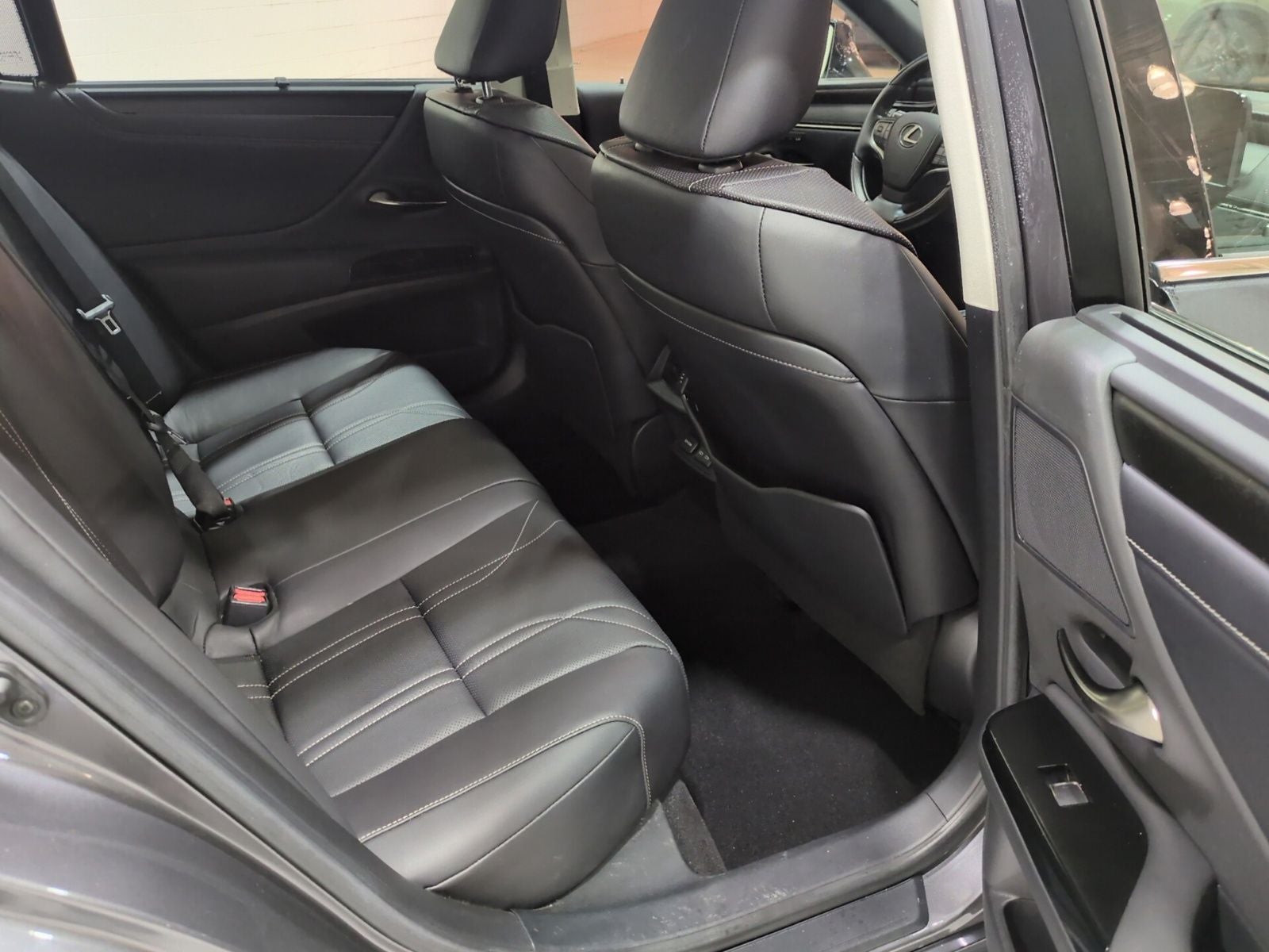 2023 Lexus ES 350 Ultra Luxury