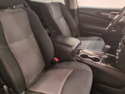 2020 Nissan Pathfinder S