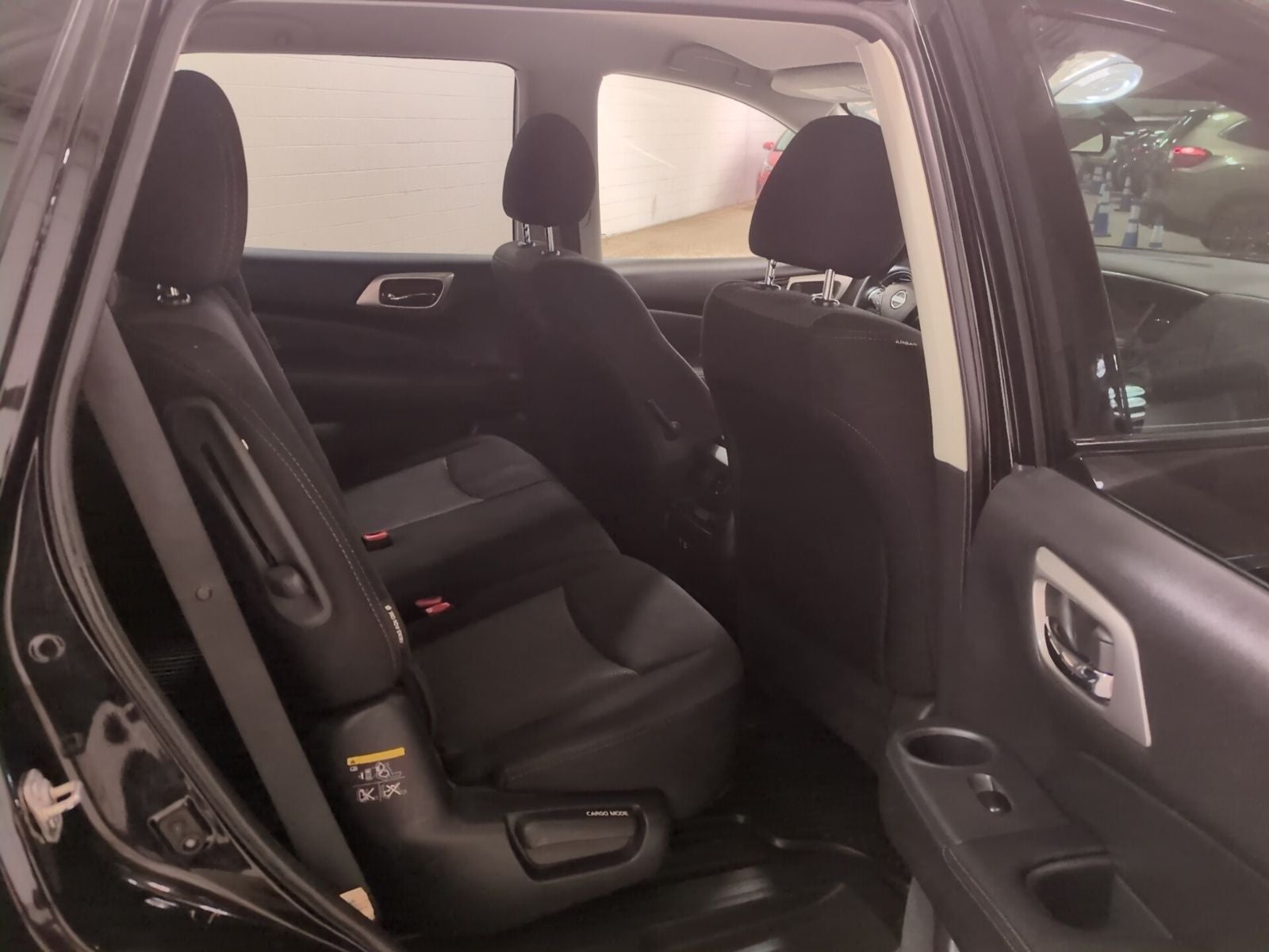 2020 Nissan Pathfinder S