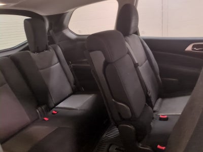 2020 Nissan Pathfinder S