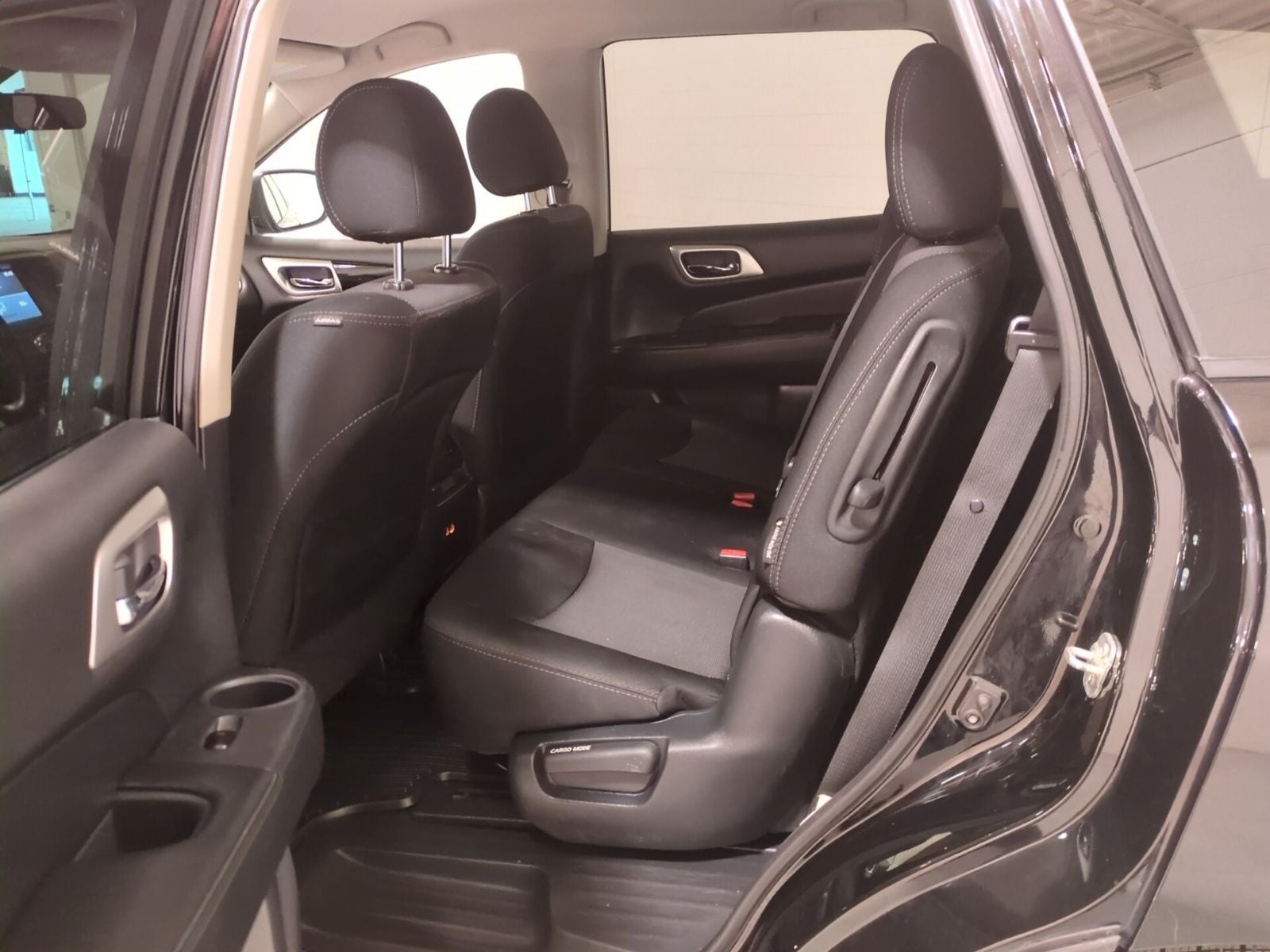 2020 Nissan Pathfinder S