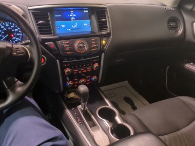 2020 Nissan Pathfinder S