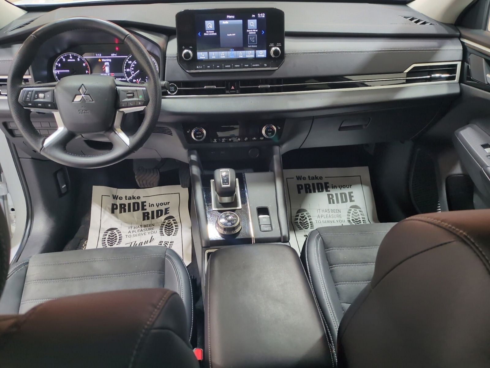 2023 Mitsubishi Outlander SE