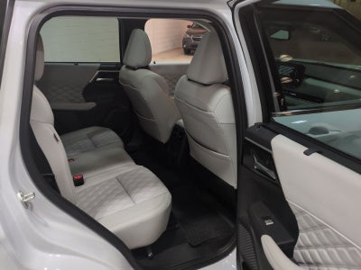 2023 Mitsubishi Outlander PHEV SEL