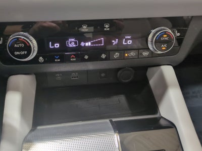 2023 Mitsubishi Outlander PHEV SEL