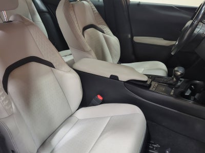 2019 Lexus UX 250h Base