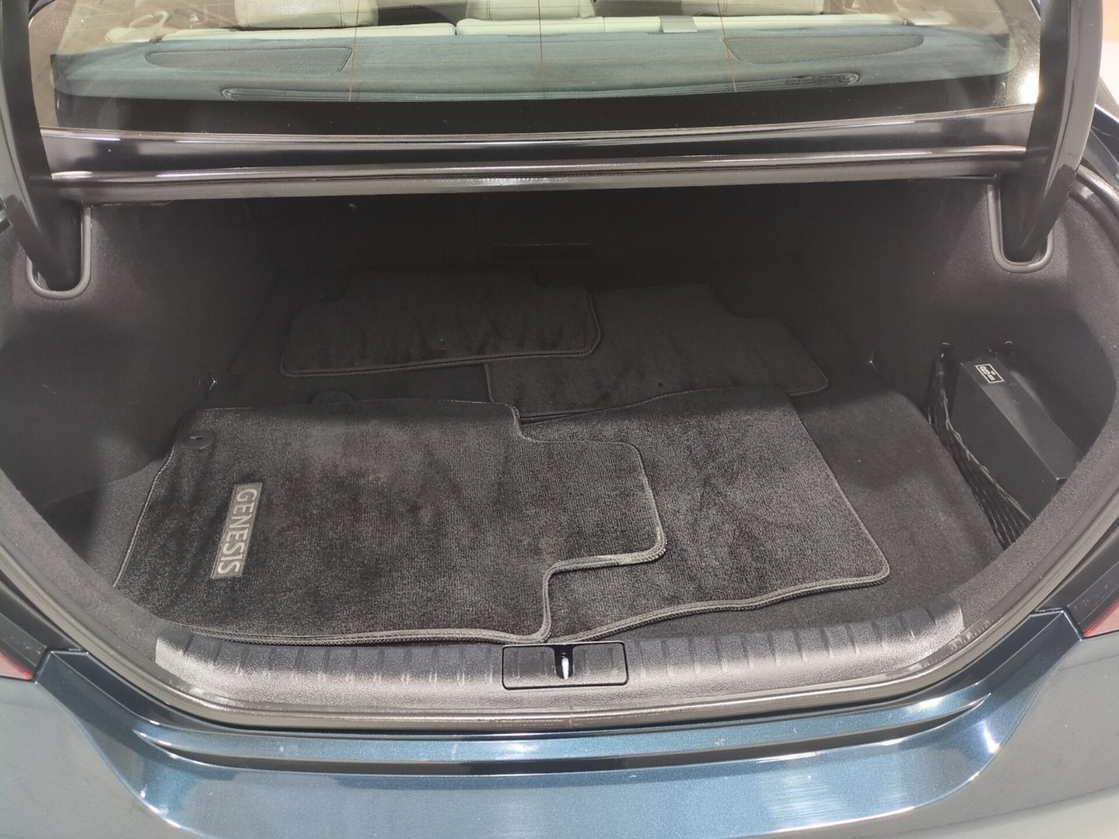 2023 Genesis G70 3.3T