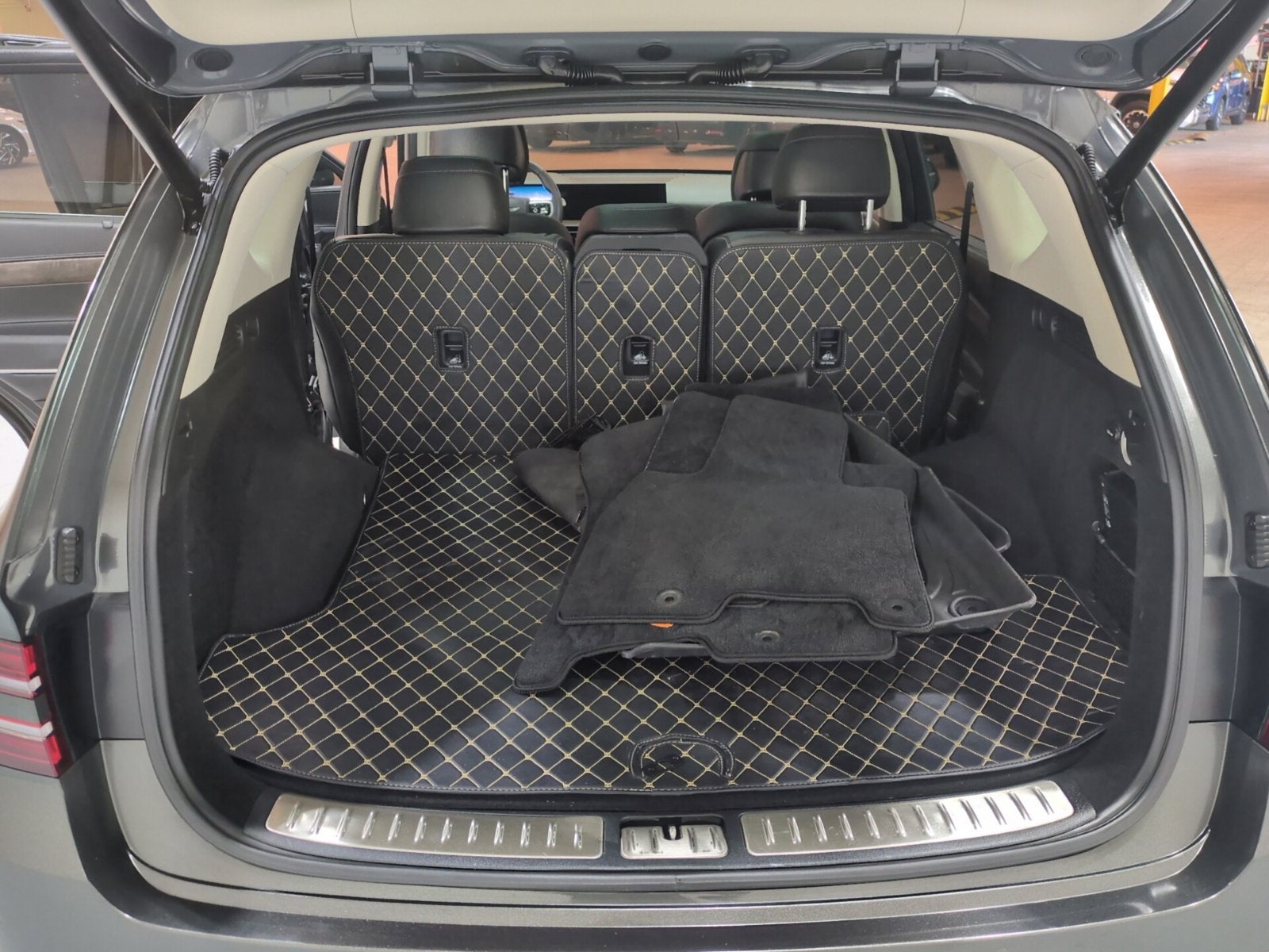 2025 Genesis GV80 2.5T