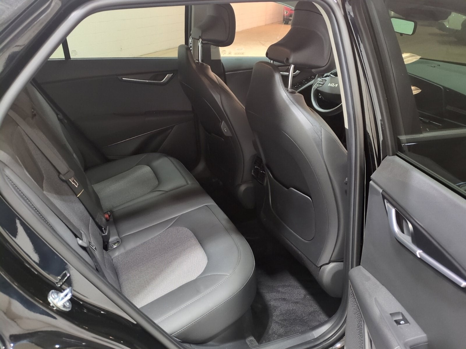 2024 Kia Niro EX