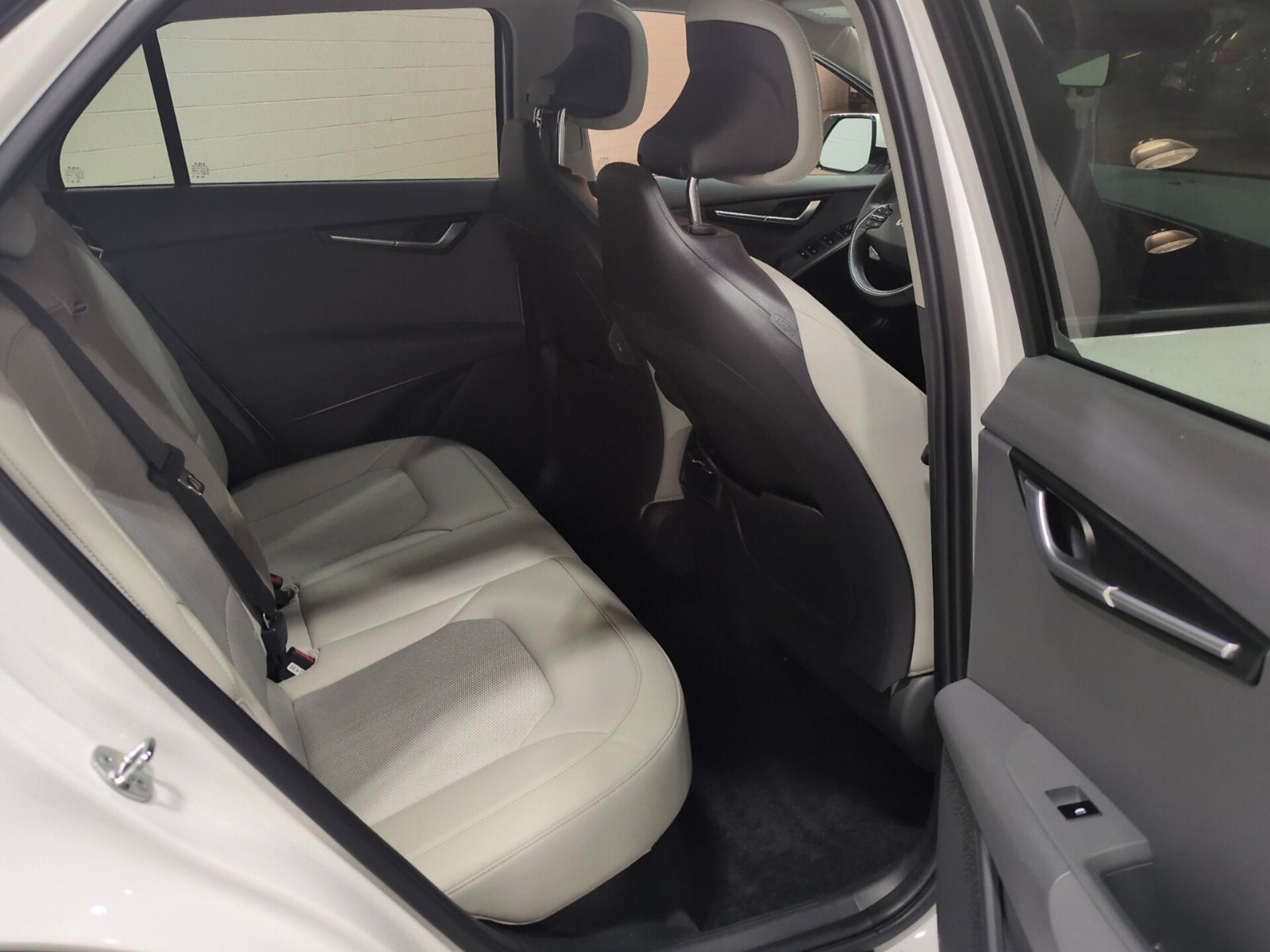 2024 Kia Niro EX Touring
