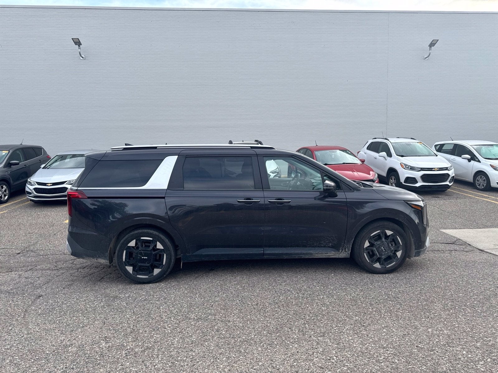 2025 Kia Carnival EX